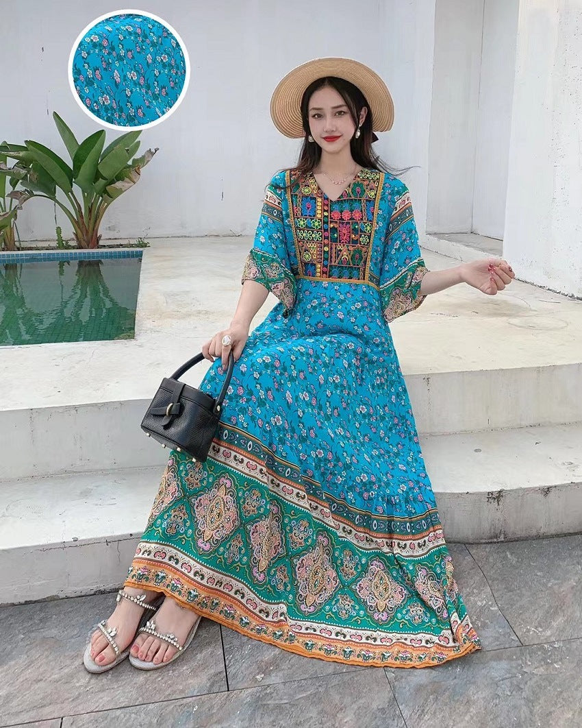 V-neck Embroidery Bell Sleeve Waist Trimming Casual Dress