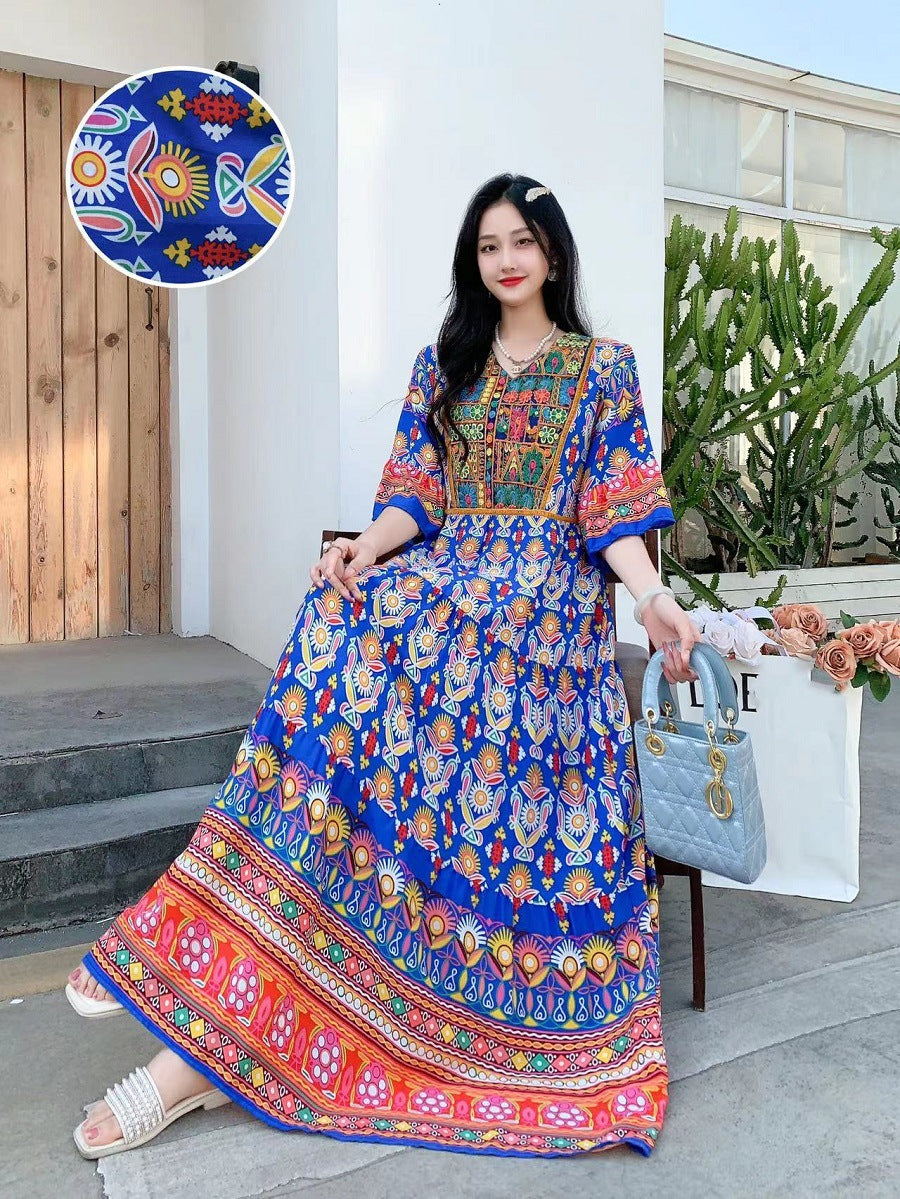 V-neck Embroidery Bell Sleeve Waist Trimming Casual Dress