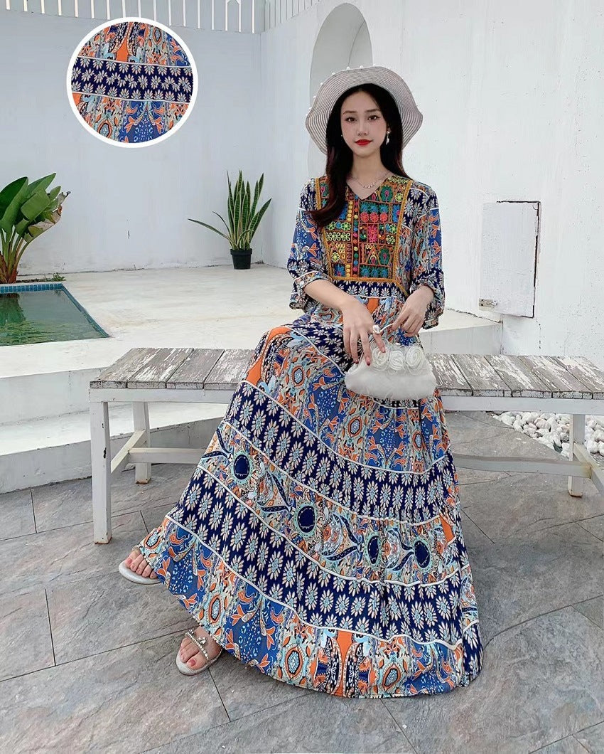 V-neck Embroidery Bell Sleeve Waist Trimming Casual Dress